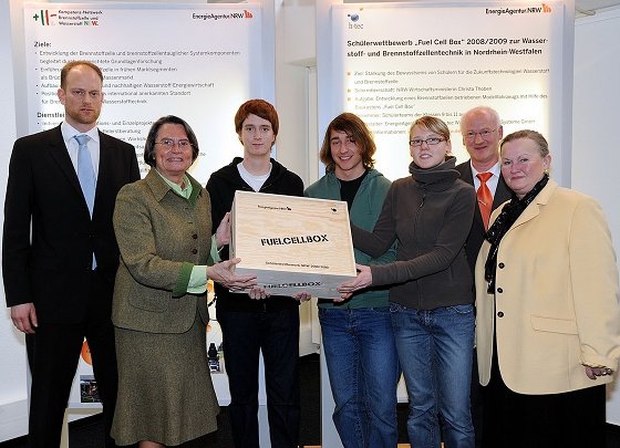 Überreichung der Fuel-Cell-Box